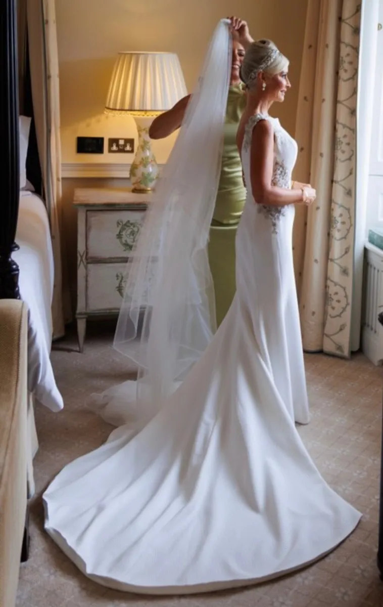 Wedding Dress, Veil and Matching Headpiece - Image 4