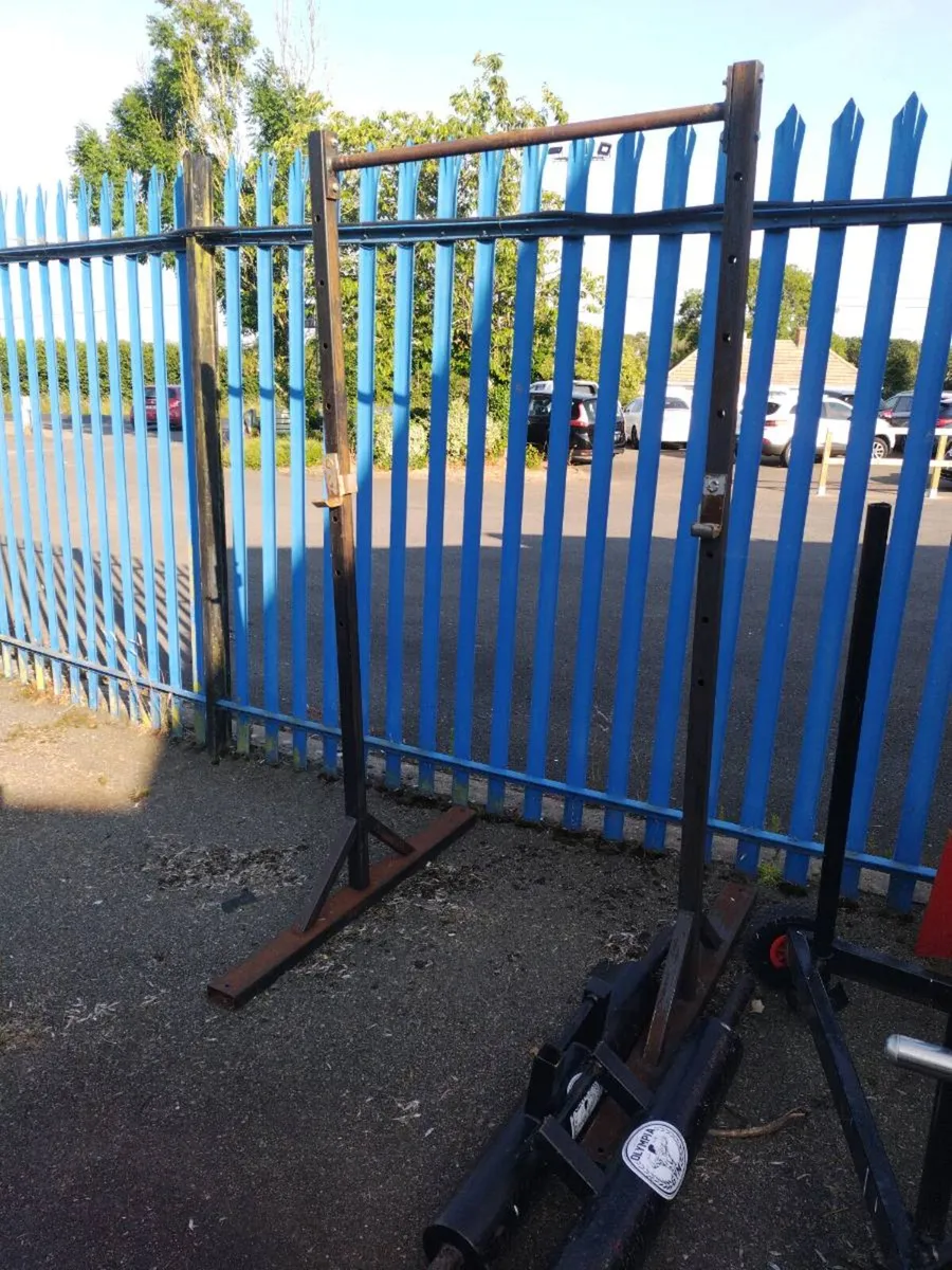Squat rack - Image 1