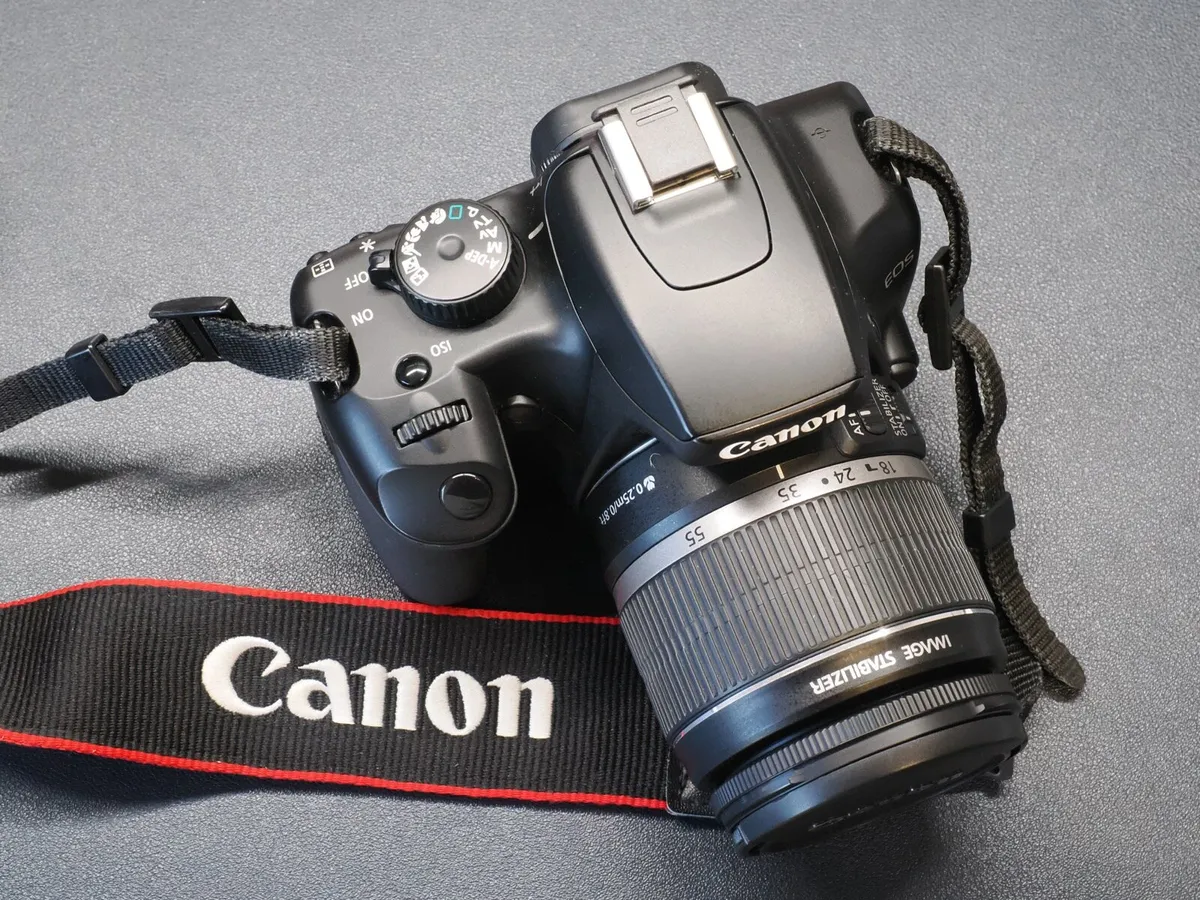 Canon 1000D DSLR kit - Image 2