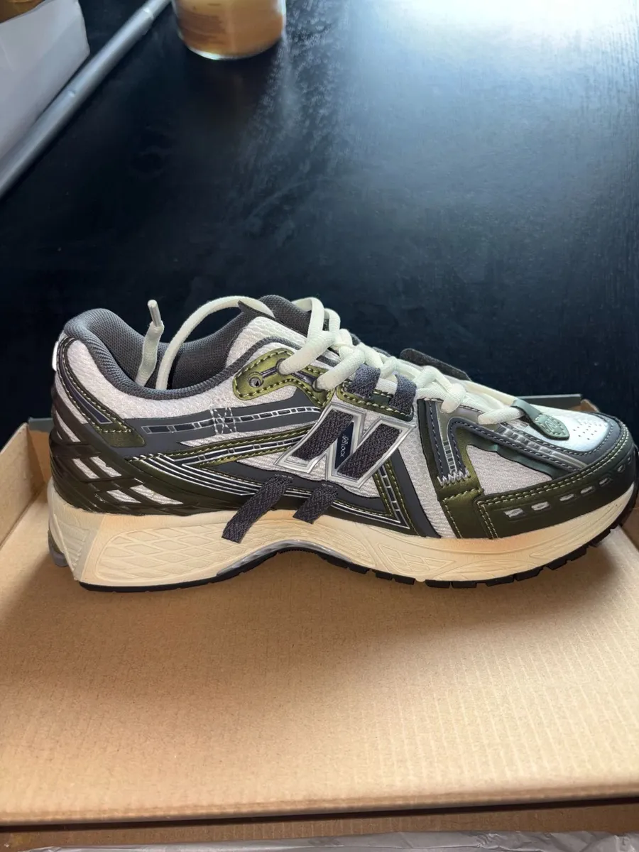 New Balance 1906A Olive Juice Trainers UK 6 / EU 3 - Image 3