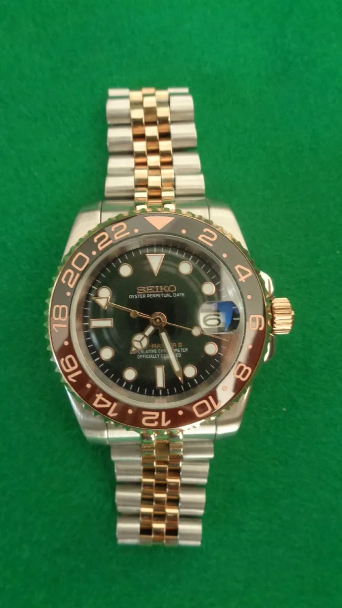 A new large 40mm dial gents Seiko automatic watch. - Image 1