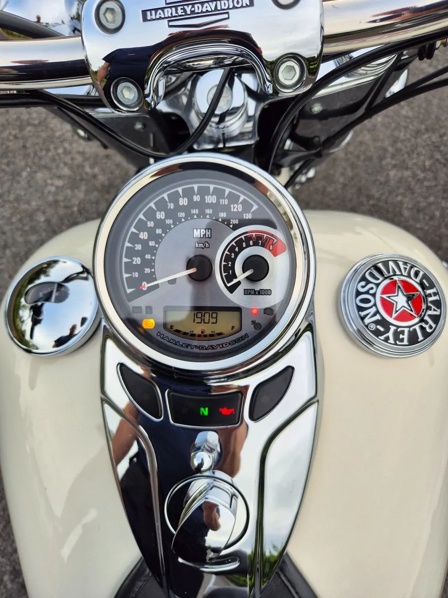 HARLEY DAVIDSON FLSTN 2014 - Image 4