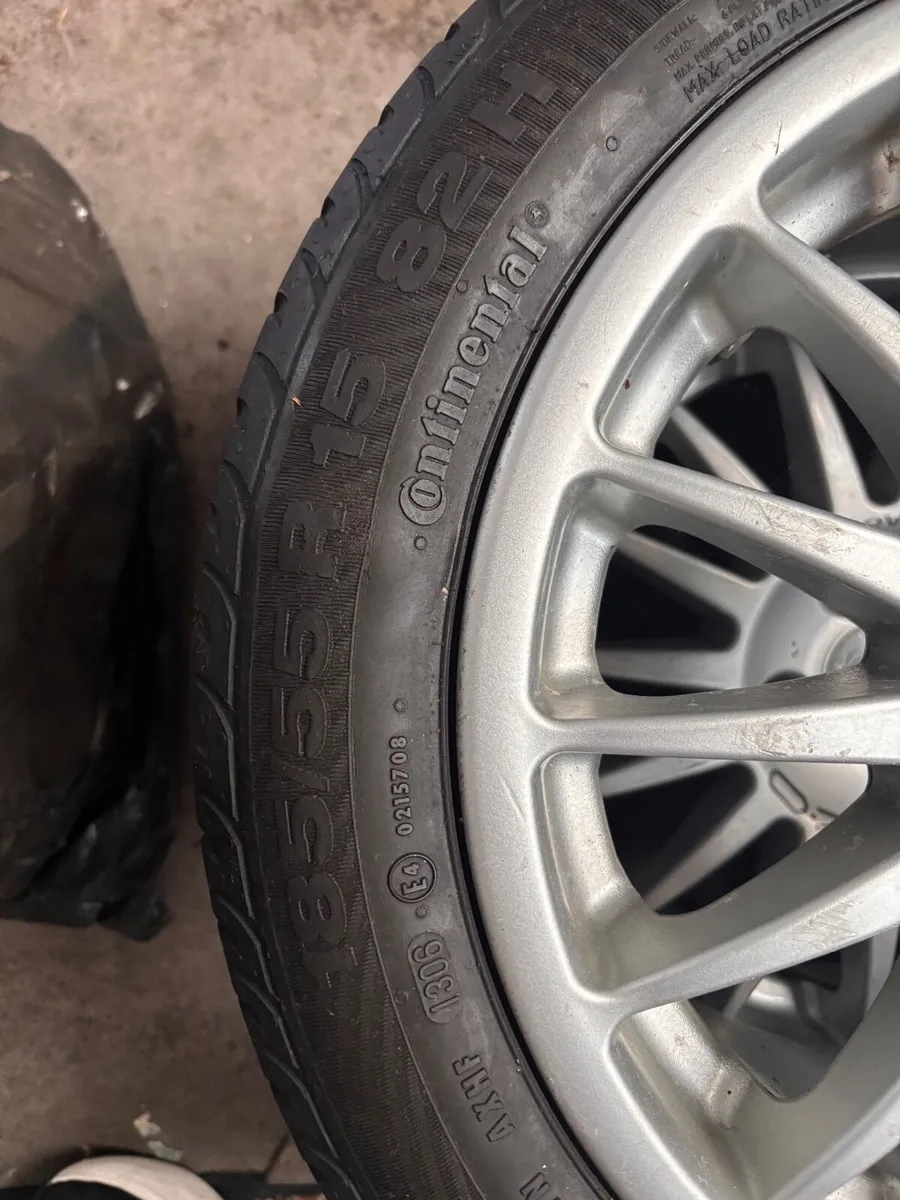 Alloys Super Ts - Image 3