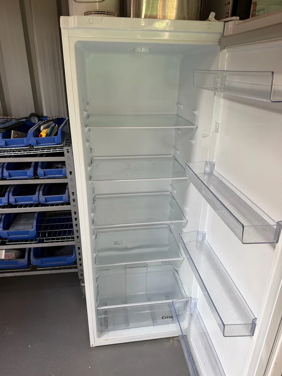 Beko 3/4 fridge - Image 2