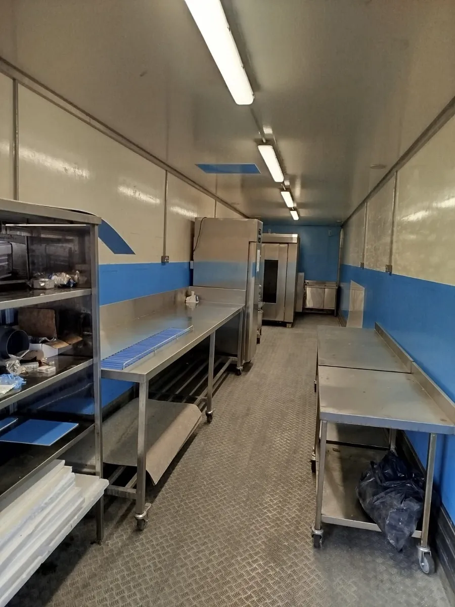 Food trailer for sale - Image 4
