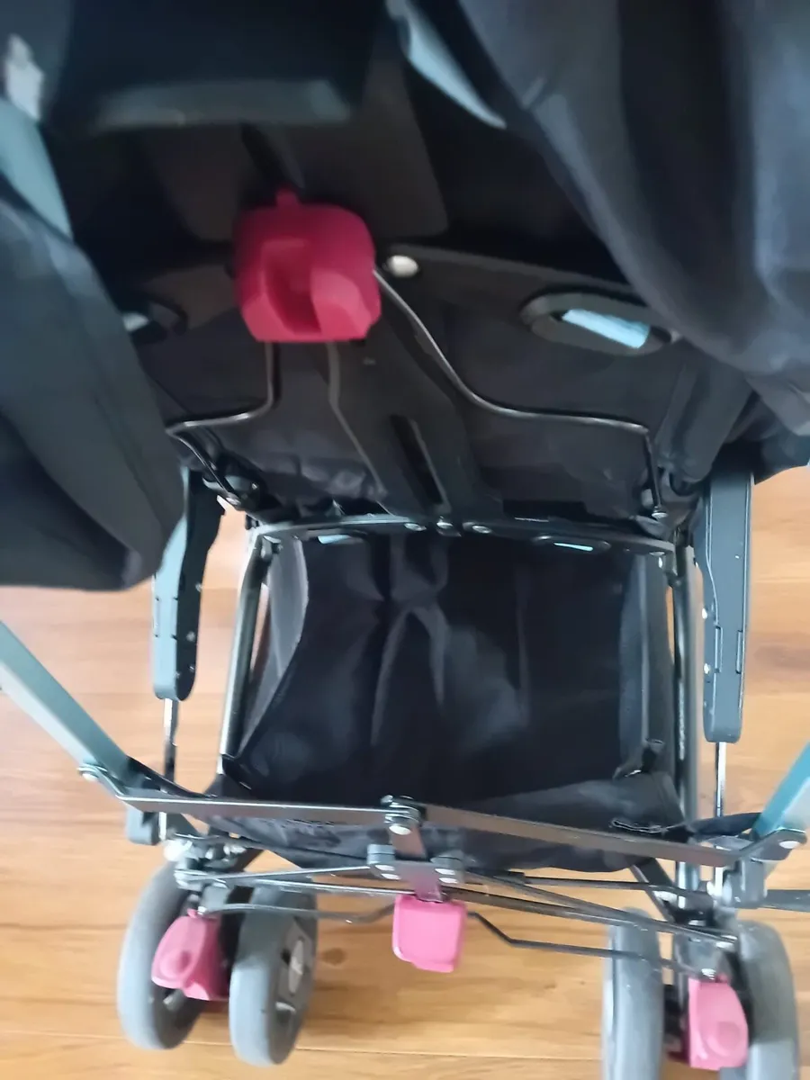 Silver Cross Pop Stroller with cover - Image 3