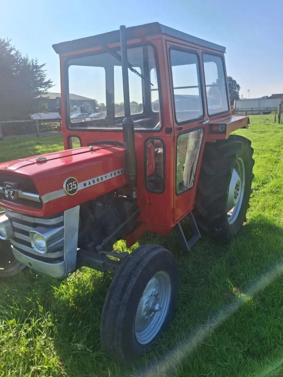 Massey Ferguson 135 - Image 1