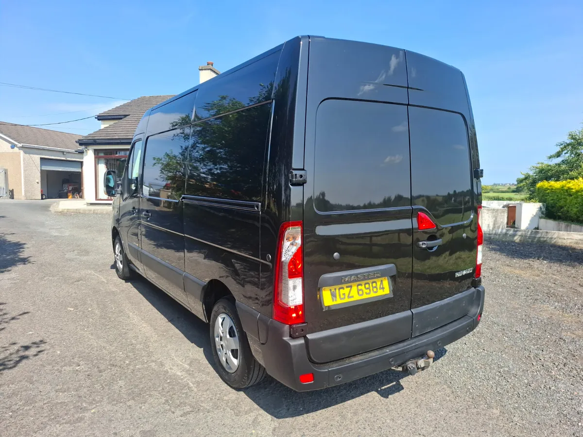 2022 Renault Master business plus MWB - Image 4