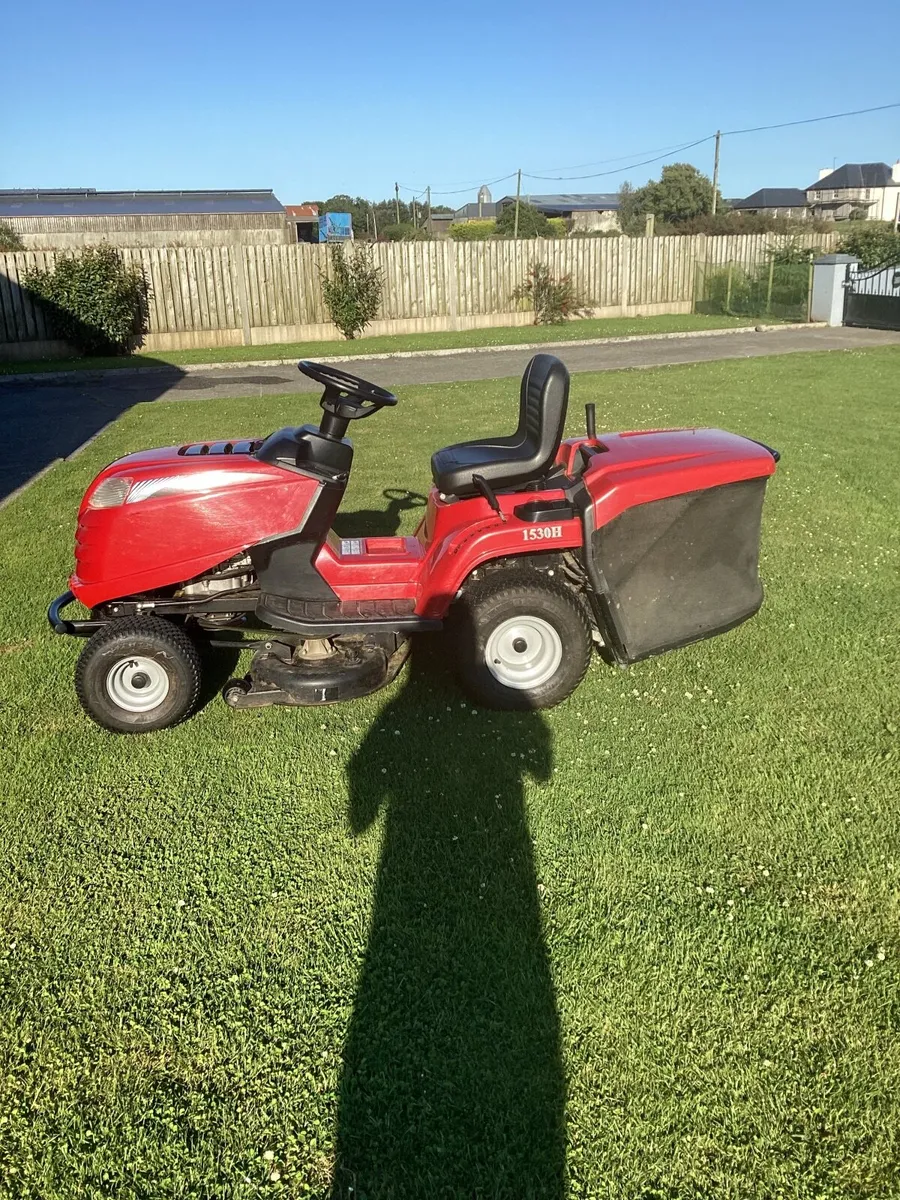 Mountfield ride on mower - Image 1