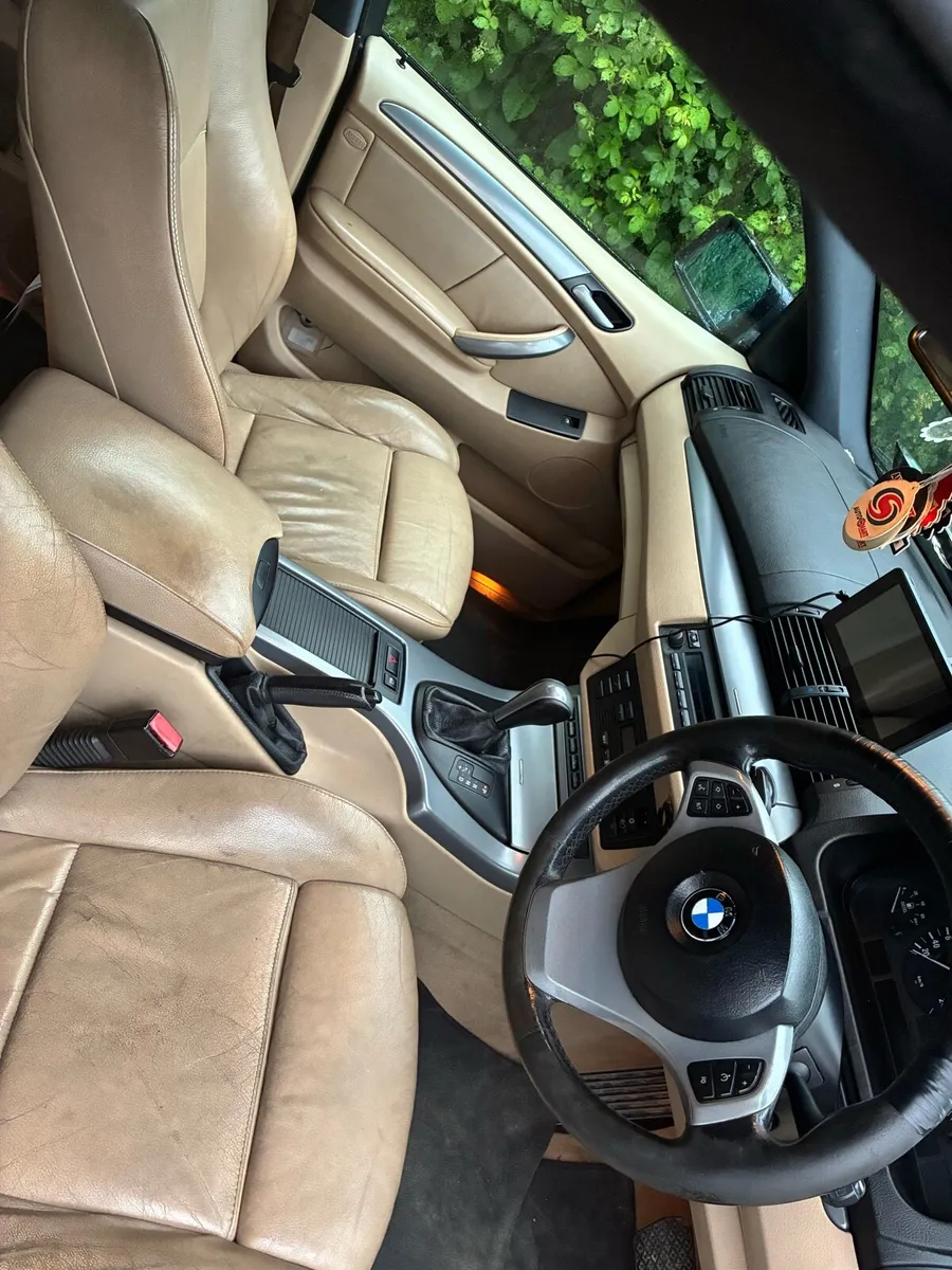 BMW X5 - Image 4