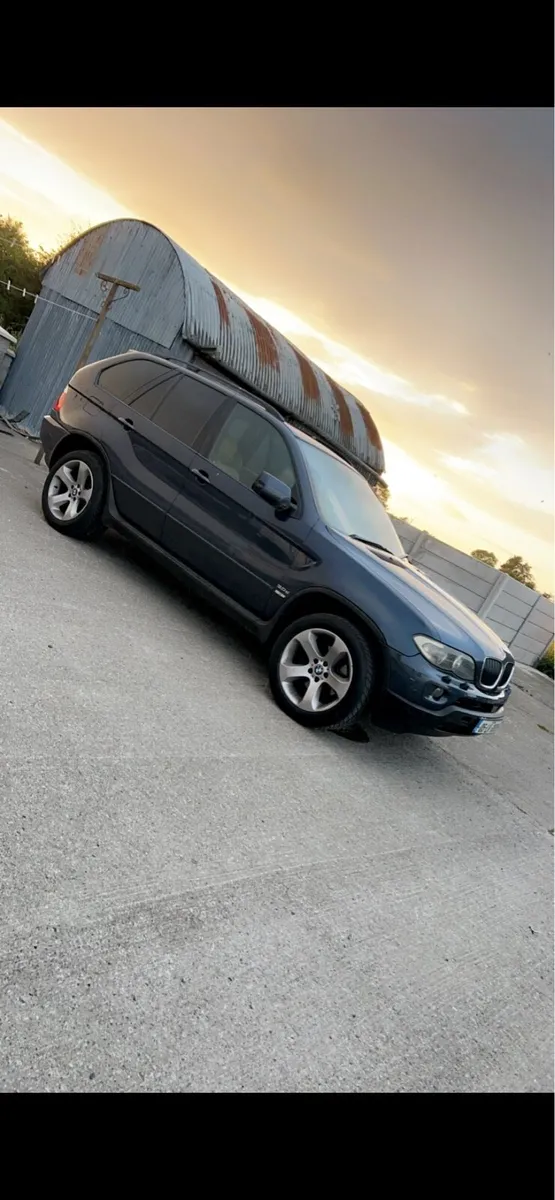 BMW X5 - Image 1