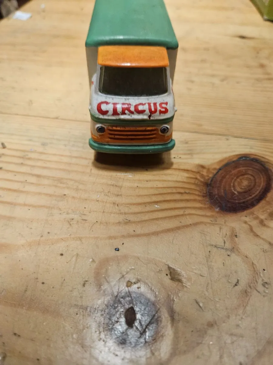 Corgi Tekno Code3 Circus Truck - Image 2