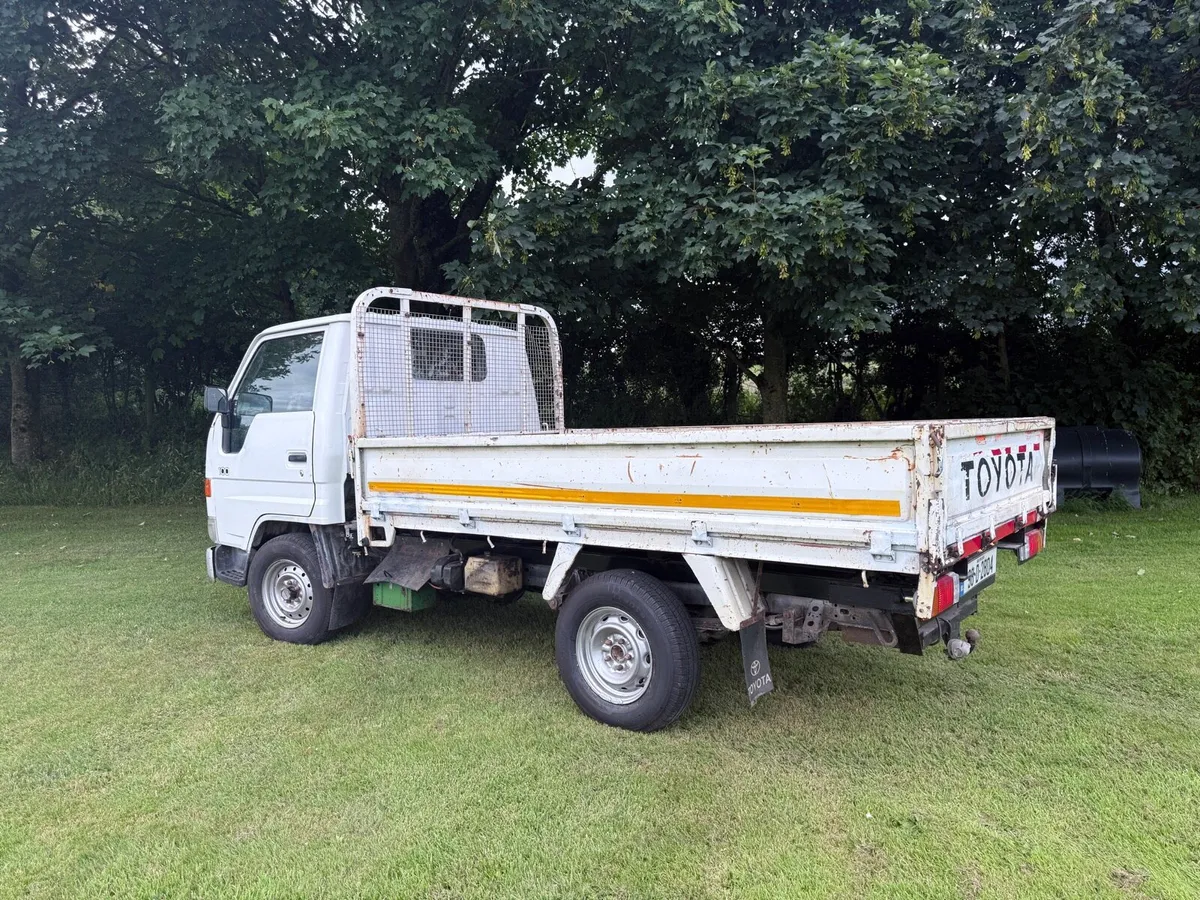 1998 Toyota Dyna - Image 4