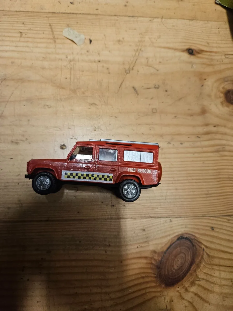 Corgi Welly Landrover - Image 1