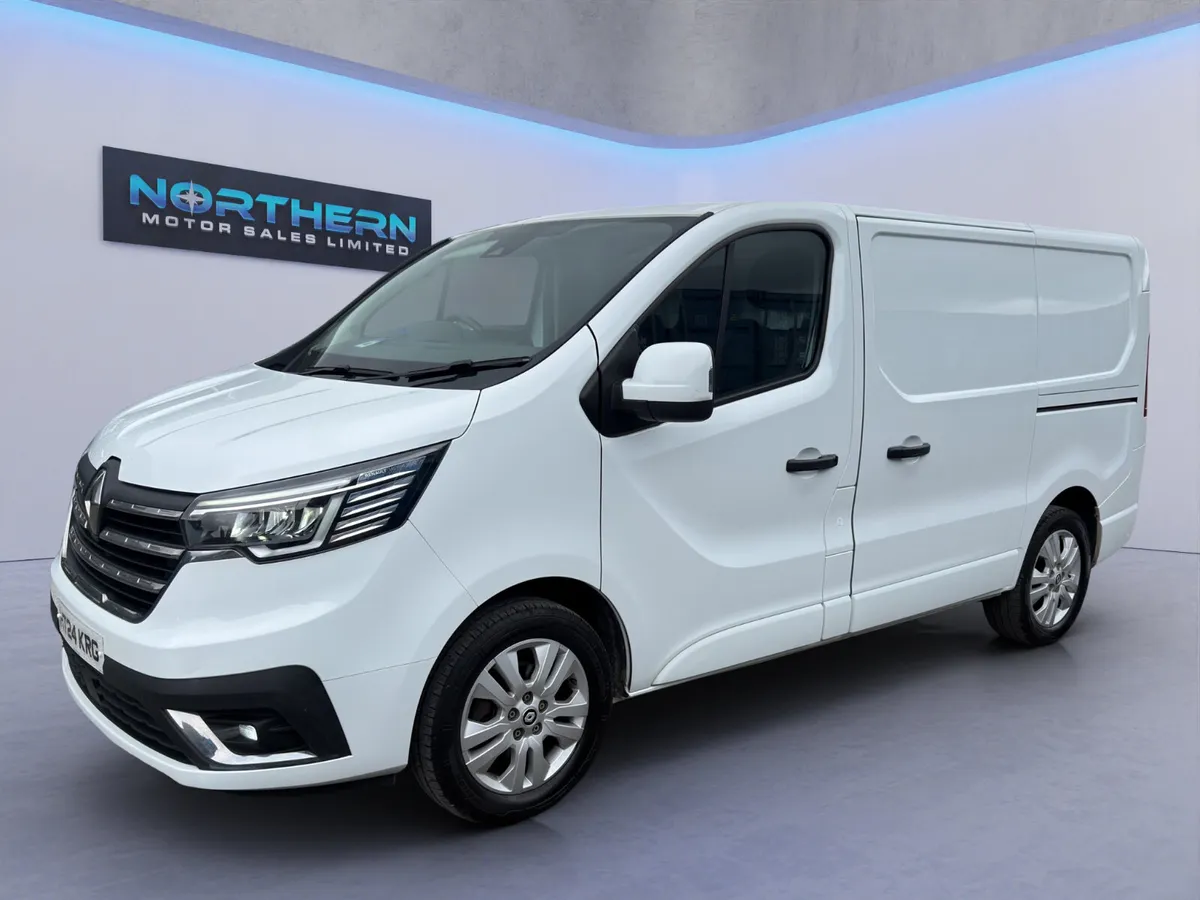 2024 Renault Trafic Sport - Image 3