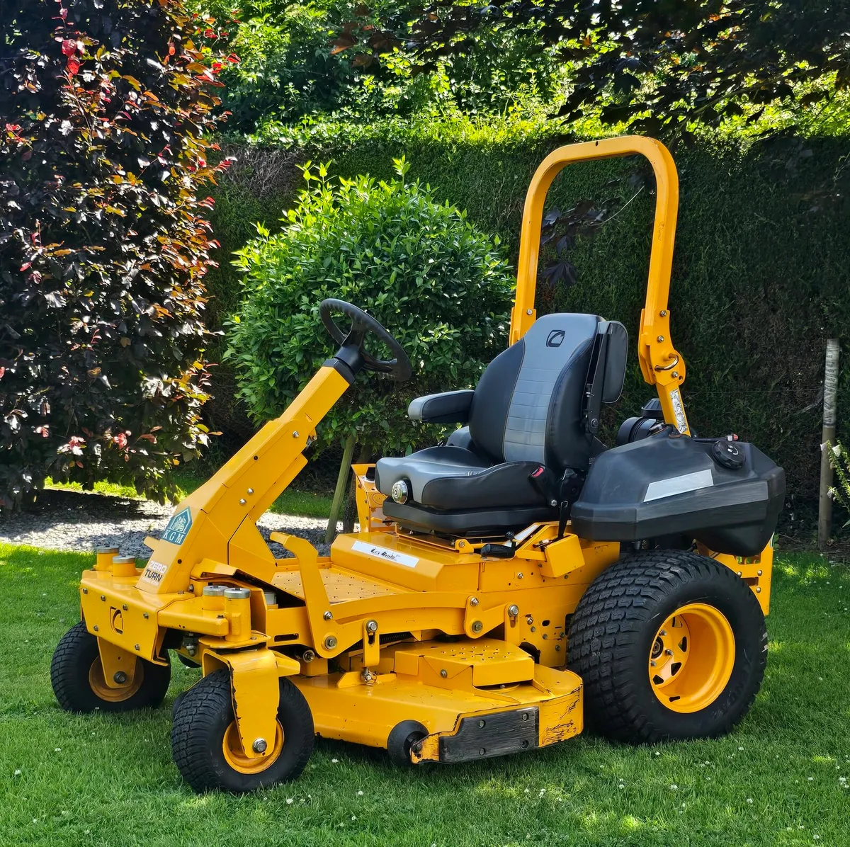60" 4WS Zero Turn Cub cadet - Image 1