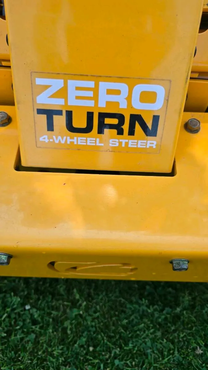 60" 4WS Zero Turn Cub cadet - Image 4