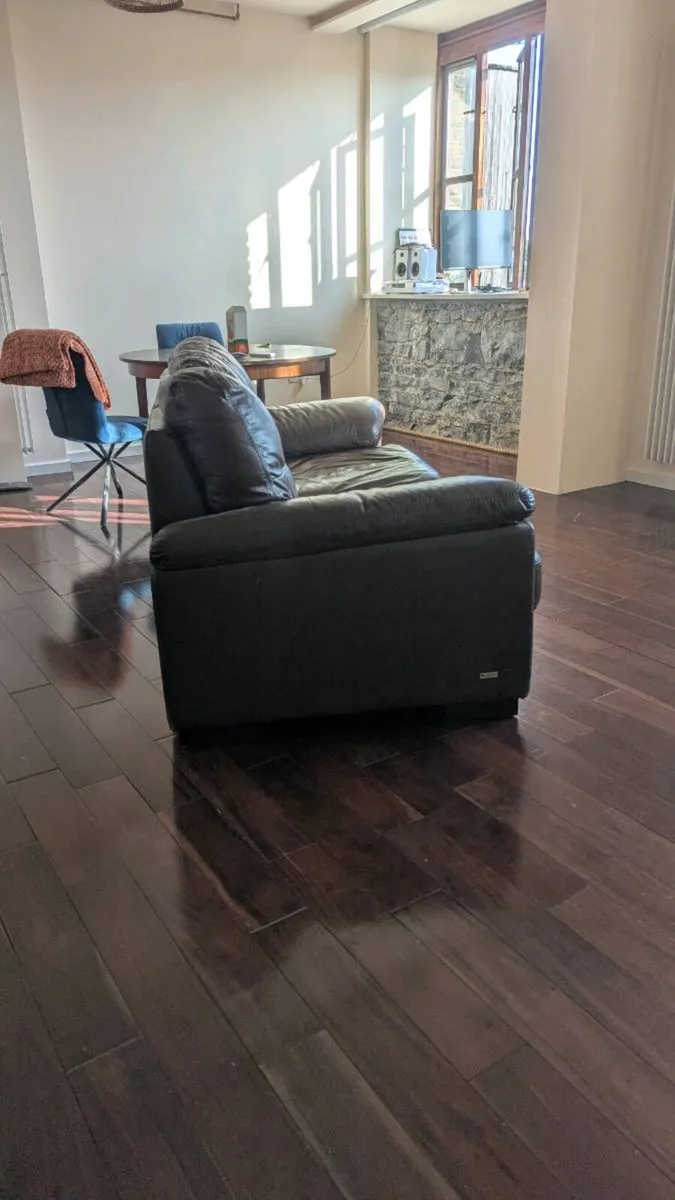Brown leather 2-seater sofa – good condition - Image 2
