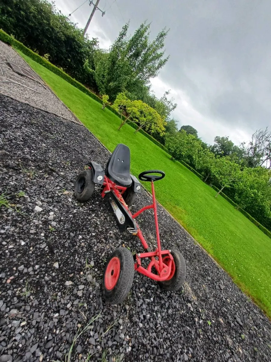 Red Berg go cart - Image 1