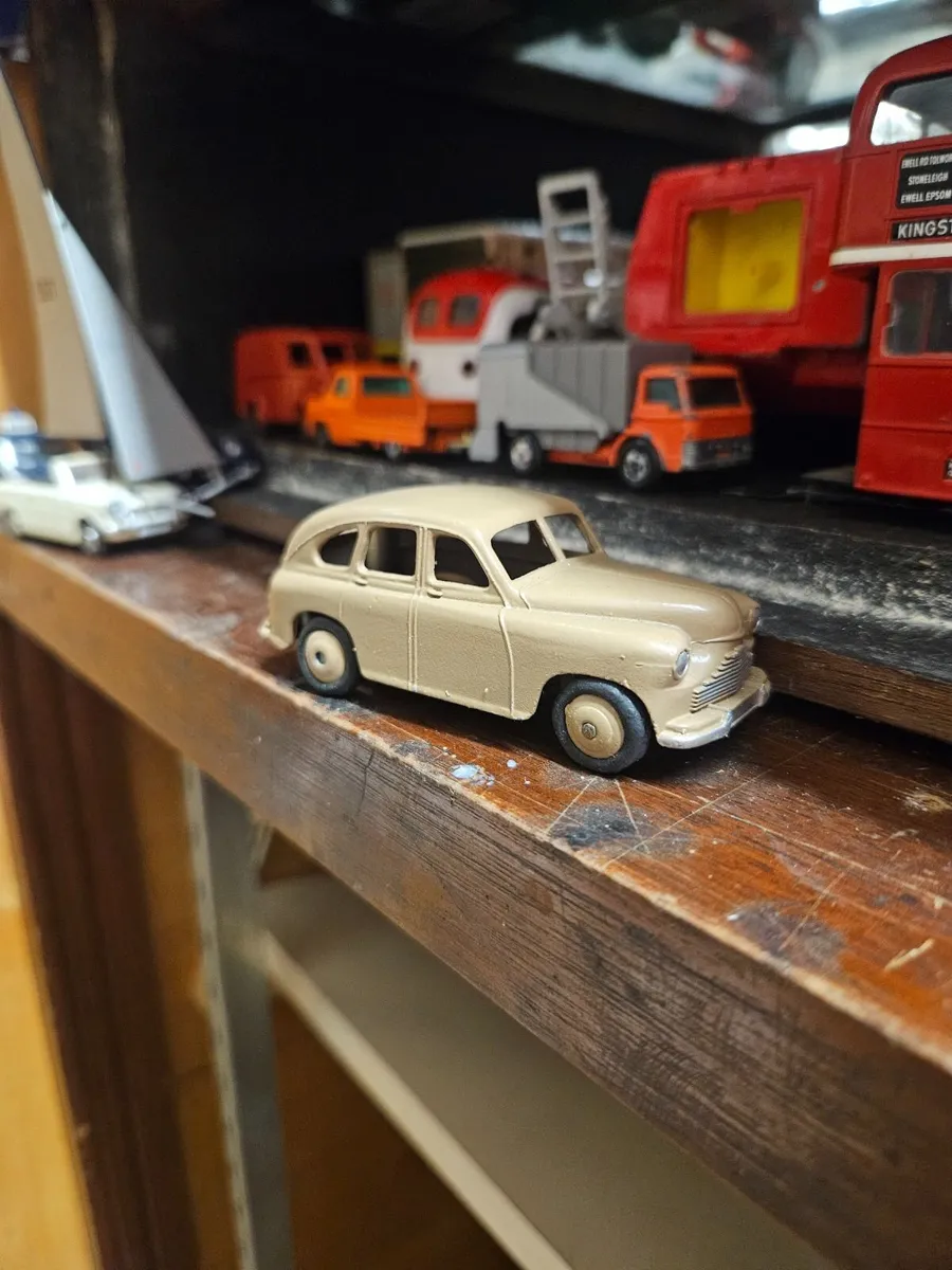 Dinky 1950's Car