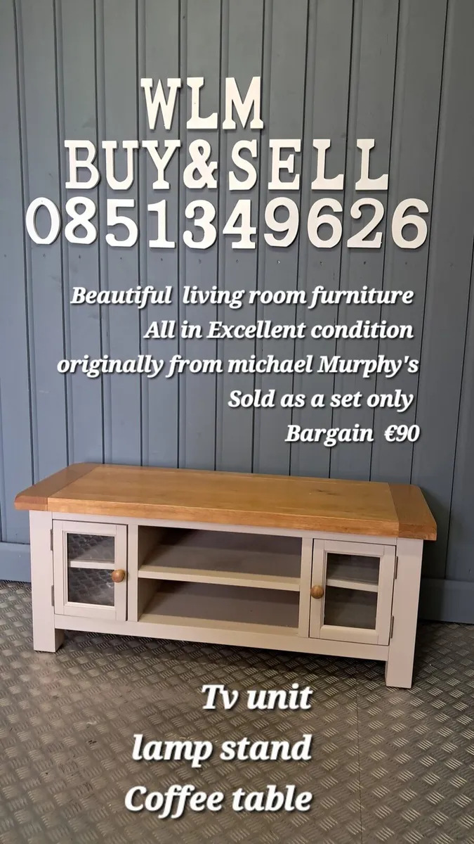 Stunning living room furniture - Image 1