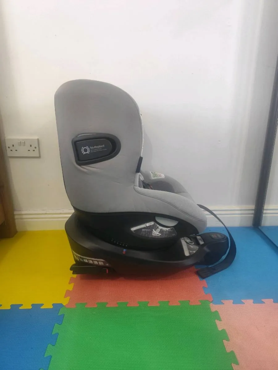 Joie i-spin 360 isofix car seat - Image 2