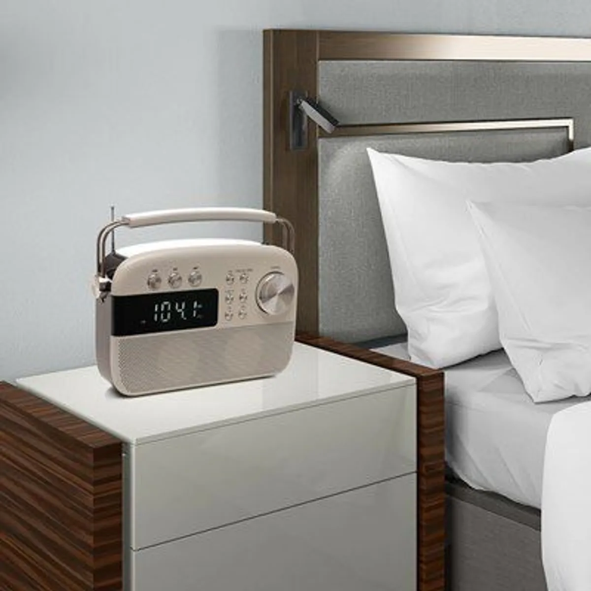 2 Band Rechargeable Radio Ivory White - Image 3
