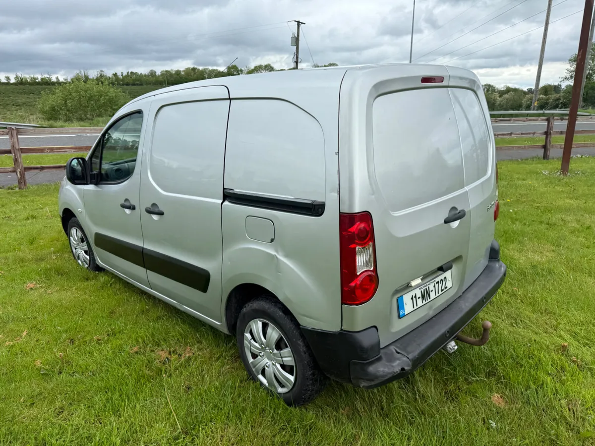 Citroen Berlingo 2011 DOE 11/26 - Image 4