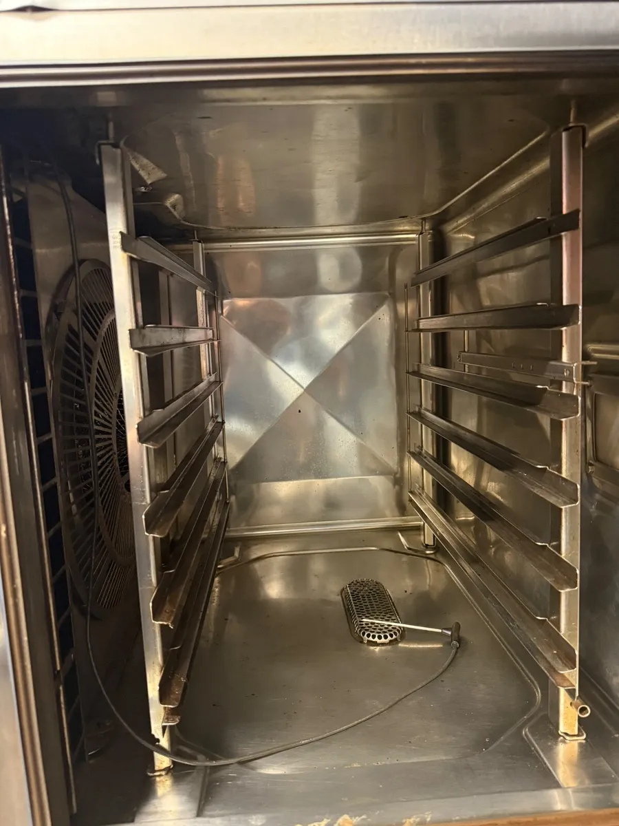 2 for €3500 Rational self cooking centre gas - Image 4