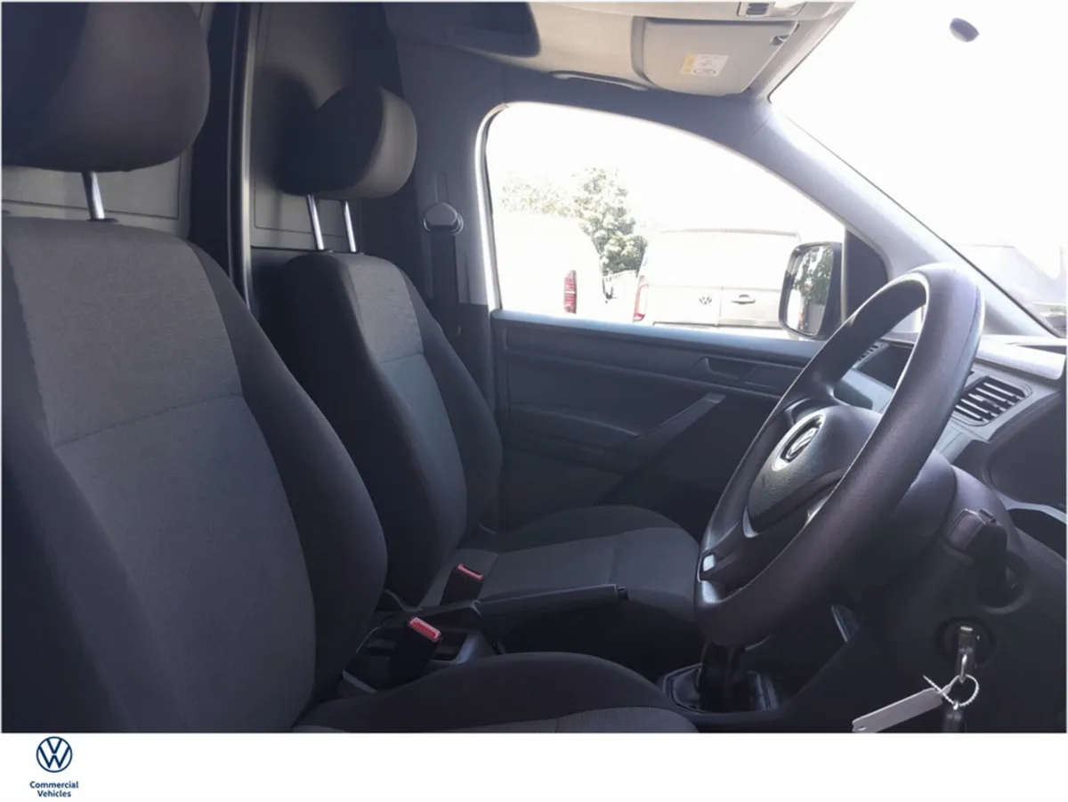 Volkswagen Caddy TDI 102HP MANUAL 5SPEED 5DR - Image 2