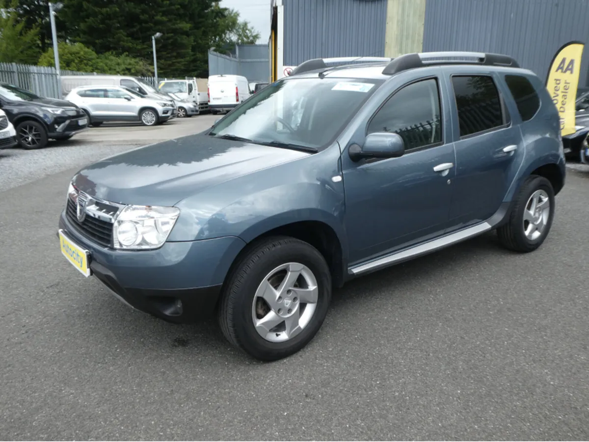 Dacia Duster SIGNATURE DCI 110 DOE 4/7 TAX 10/26 - Image 3
