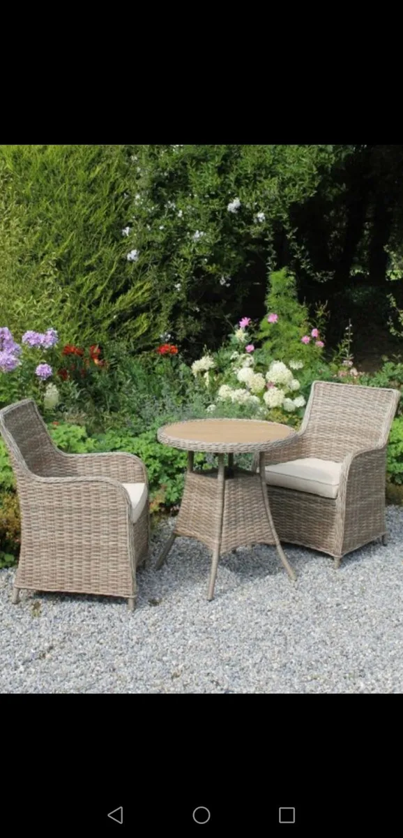 Brand New High Quality Basket Rattan Bistro Set