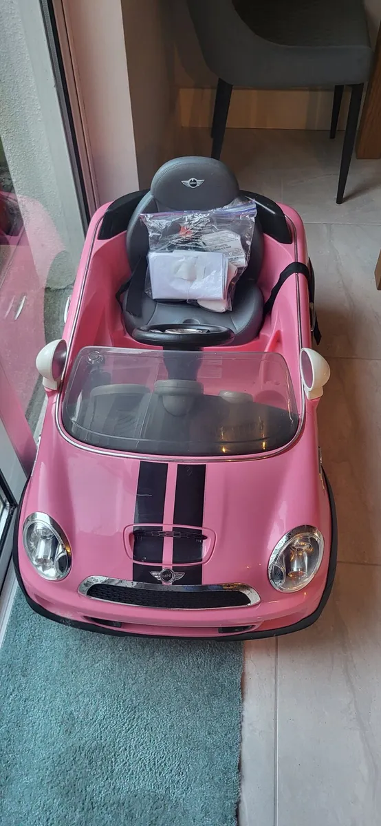 Toys - Image 1