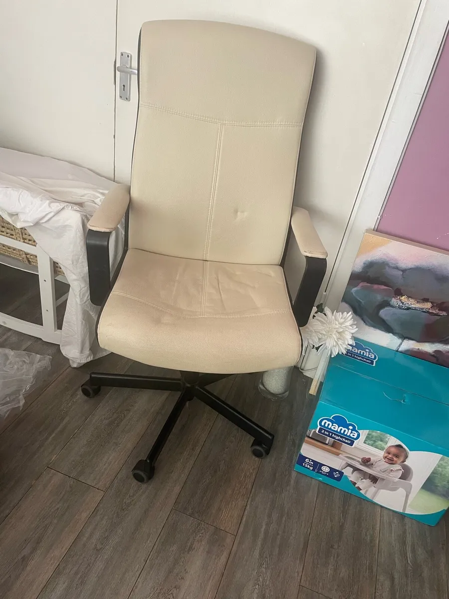 Ikea office chsir