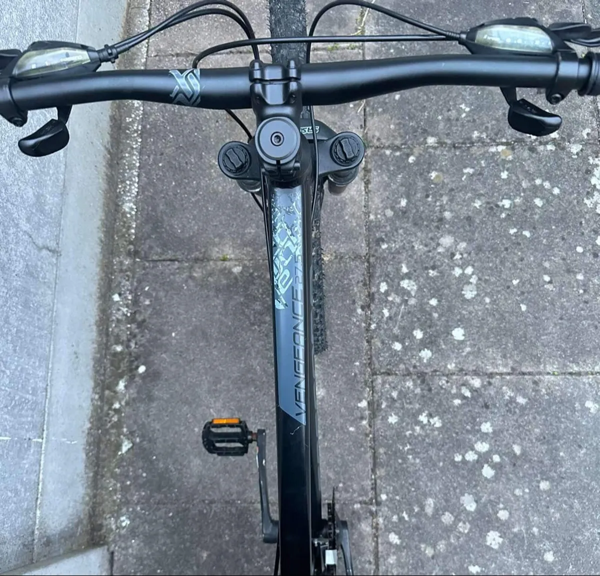 Carrera Vengeance Mountain Bike - Image 3