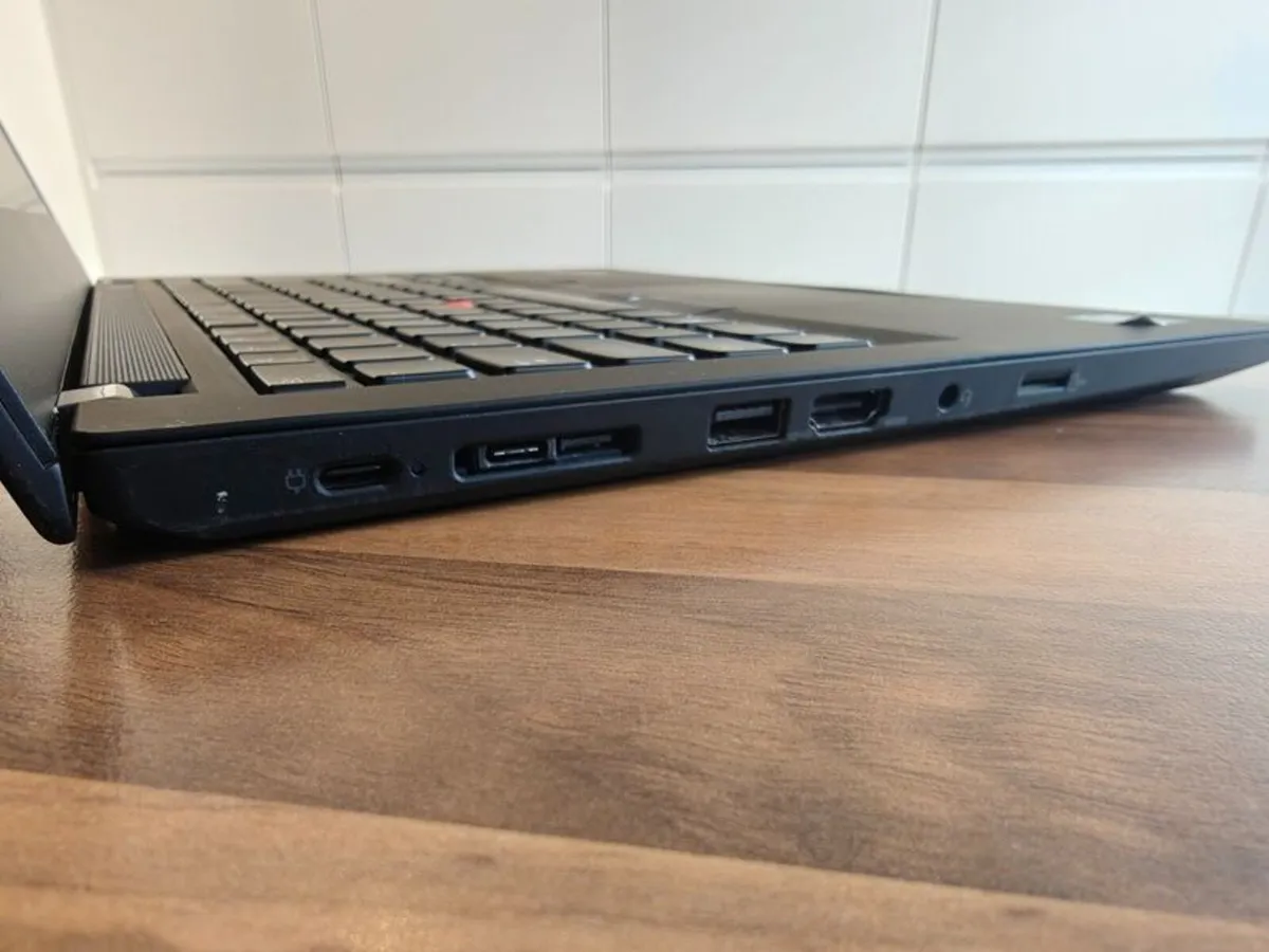 Lenovo ThinkPad T495 | Ryzen 7 Pro | 16GB | 256GB - Image 4