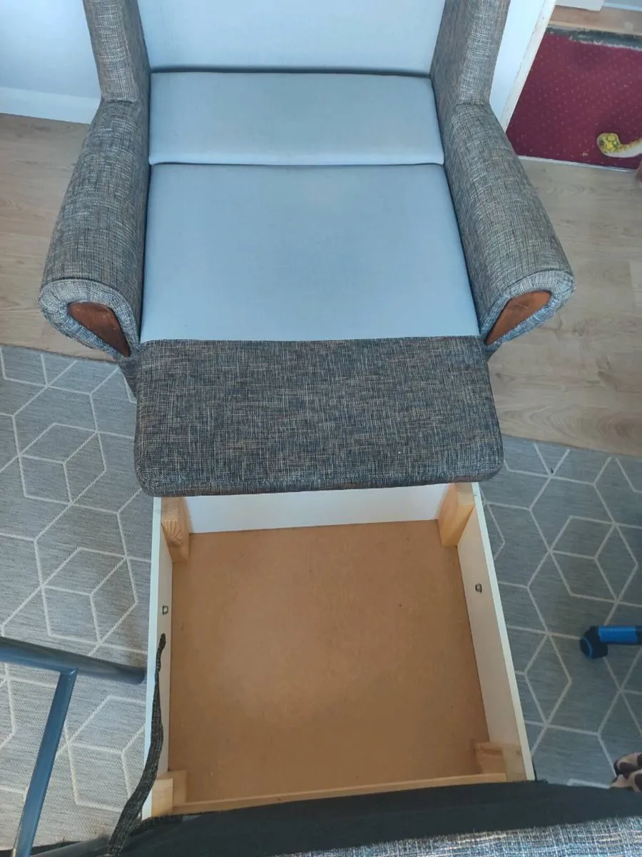 Sofa bed - Image 2