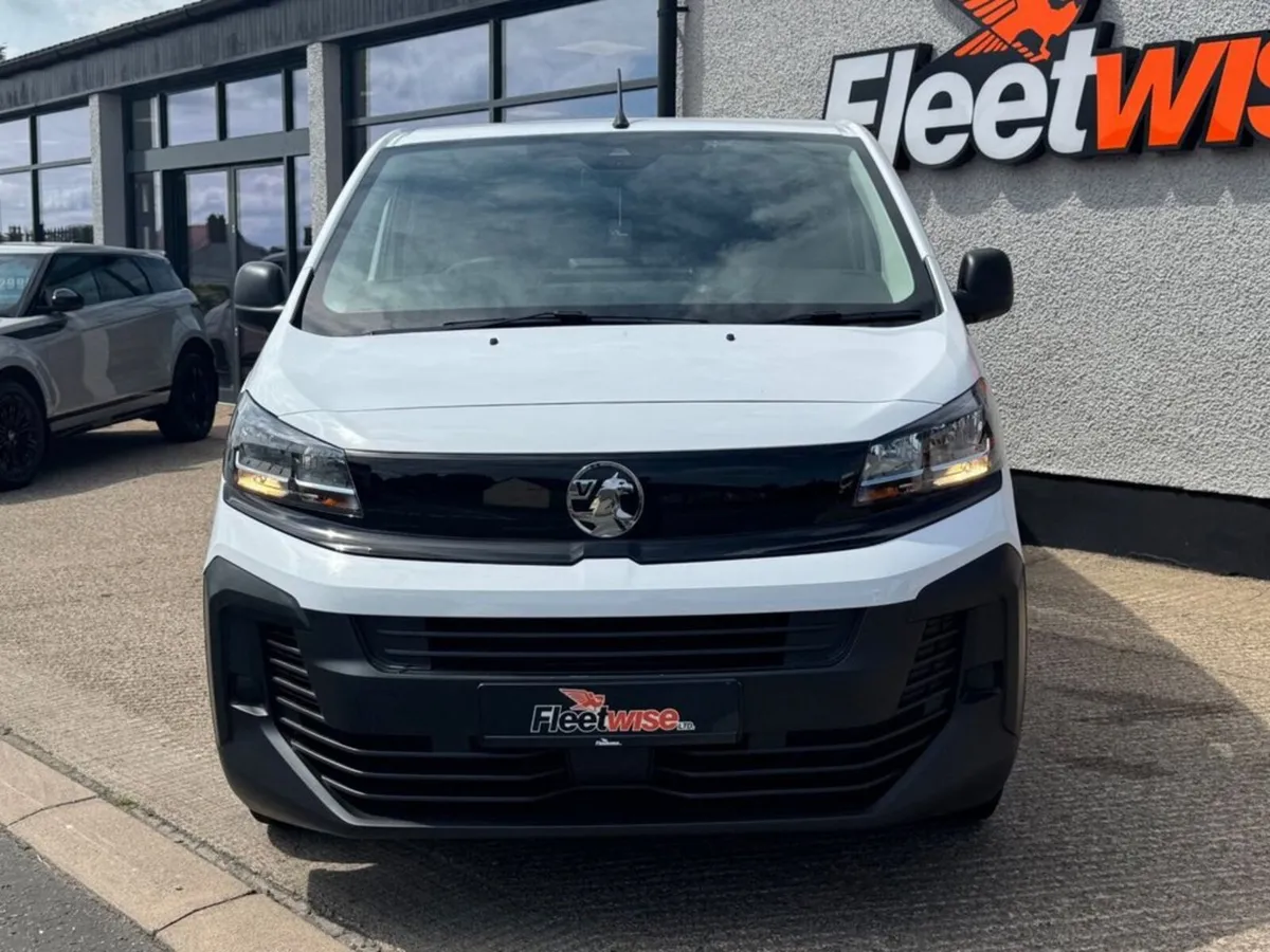 2.0 Turbo D Prime XL Crew Van Double Cab 6dr Diese - Image 2