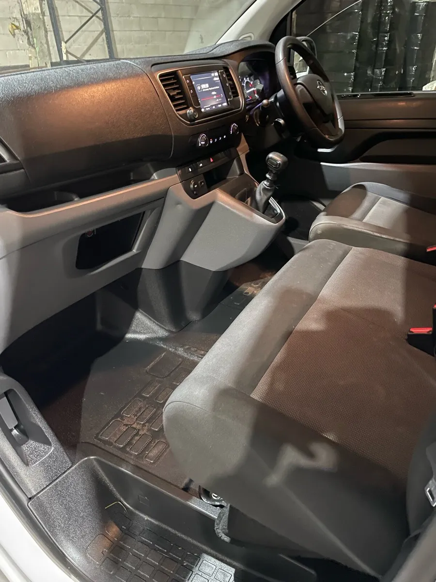 2022 Opel Vivaro Low Kms - Image 3