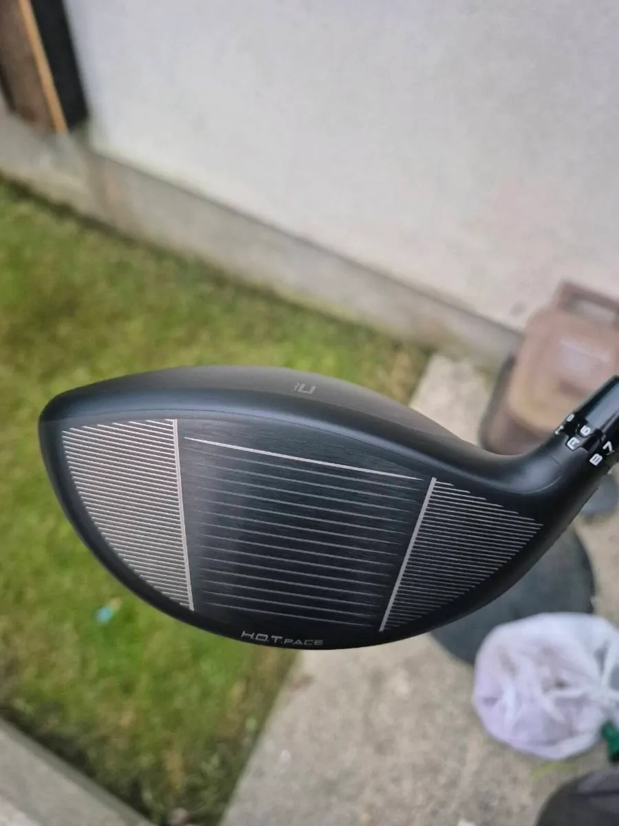 MINT COBRA ADAPT MAX K DRIVER 9 DEGREE STIFF - Image 2