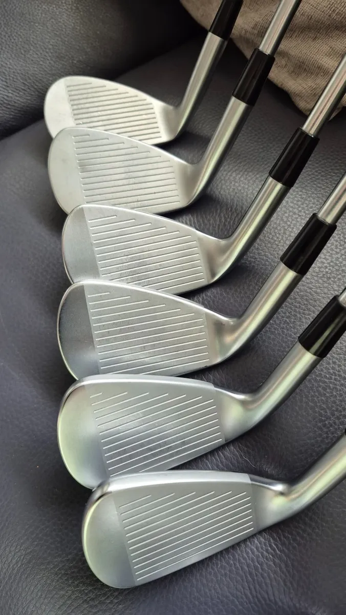 Mizuno 921 JPX Hot Metal upgraded shafts - Image 1