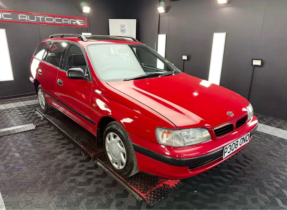 ** Toyota Carina E GS - 44k miles ** - Image 2