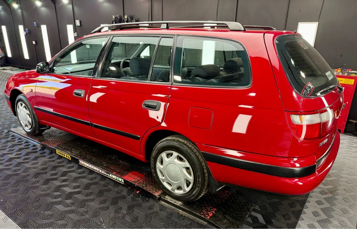 ** Toyota Carina E GS - 44k miles ** - Image 4