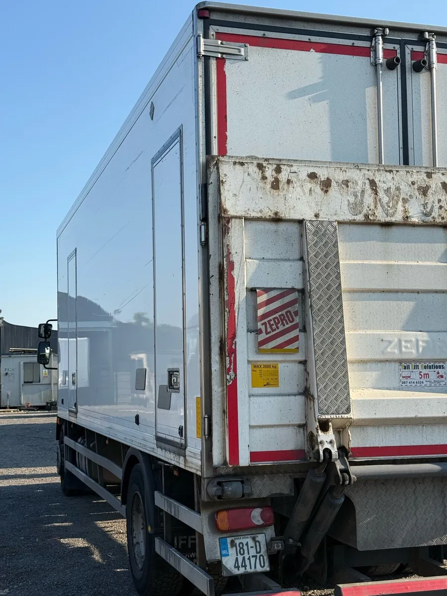 Daf LF fridge truck - Image 2