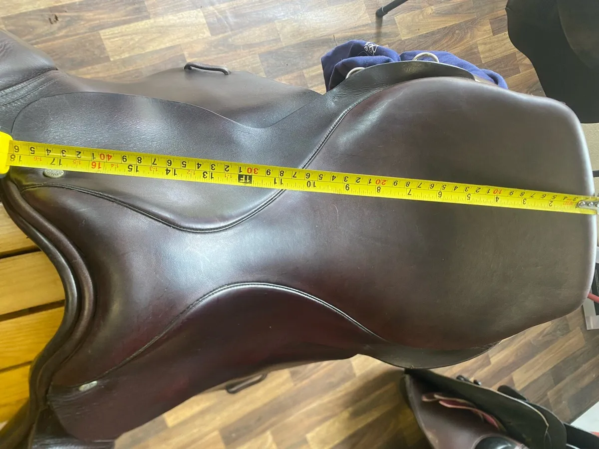 17” Berney brown Leather jump saddle - Image 4