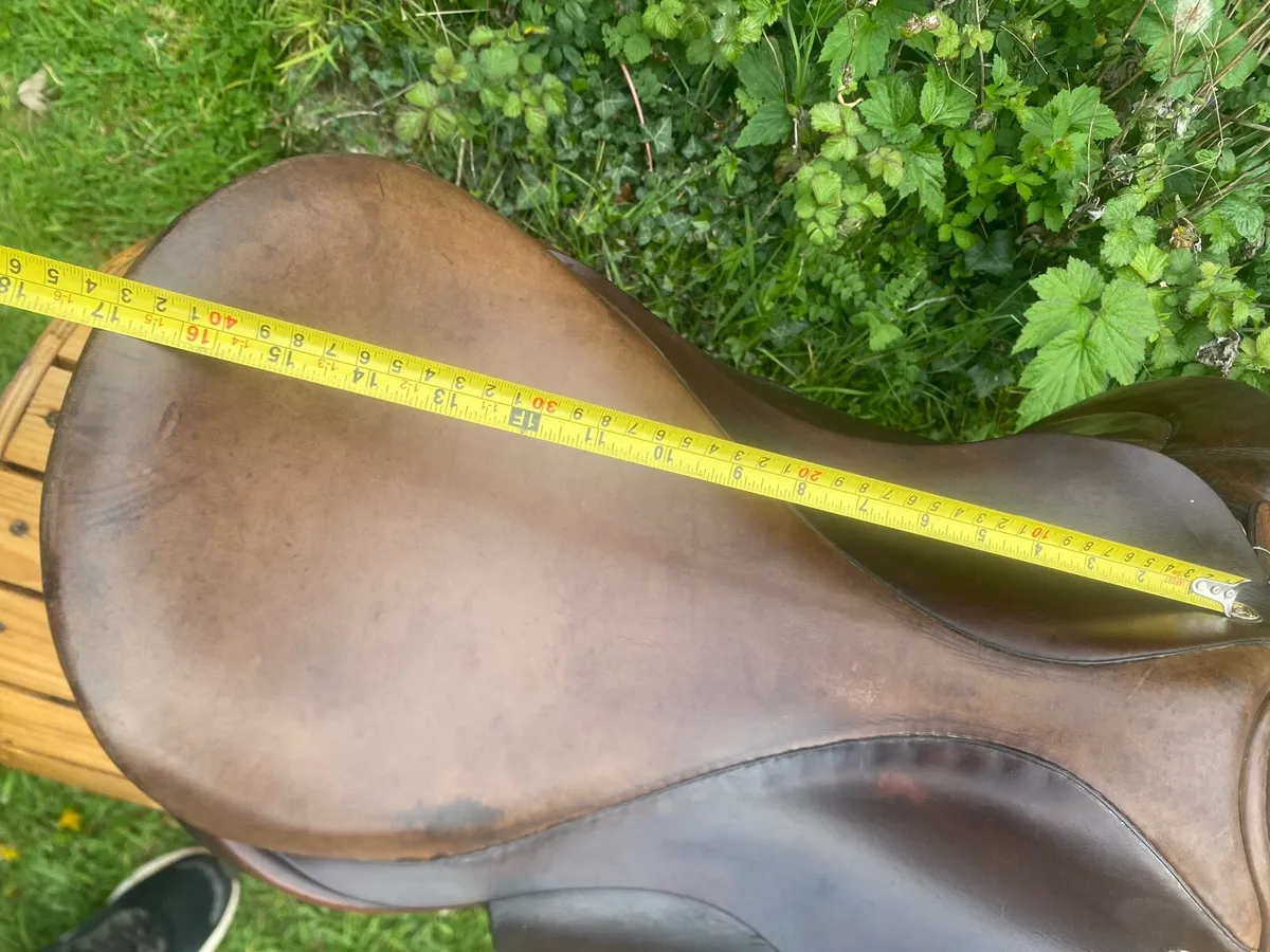 Symonds brown Leather saddle - Image 4