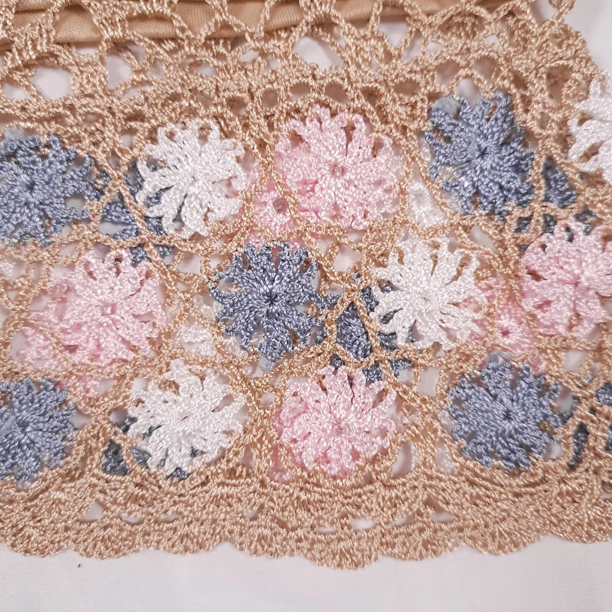Woodland Beige Knit Handmade Floral Top XS/S - Image 4