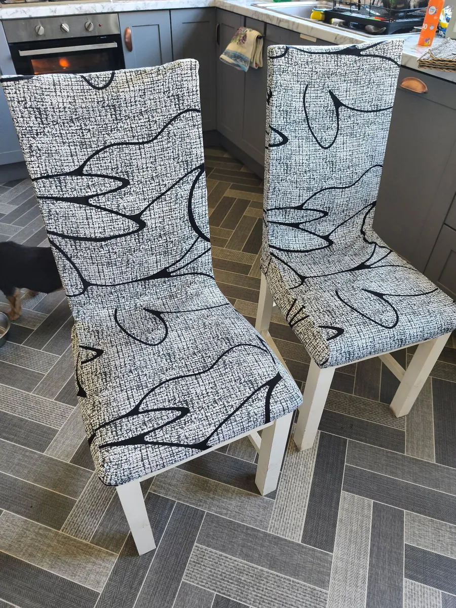Table and 6 chairs - Image 2