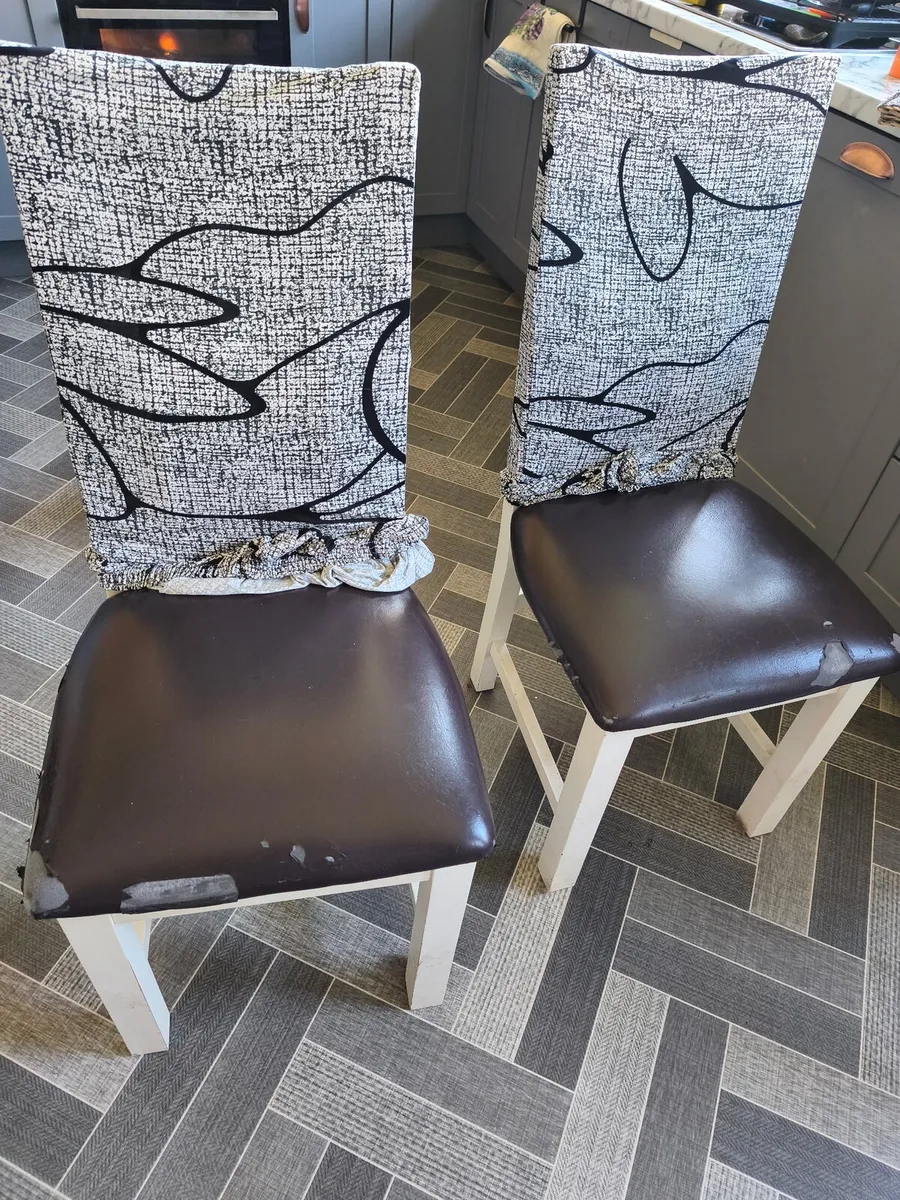 Table and 6 chairs - Image 3