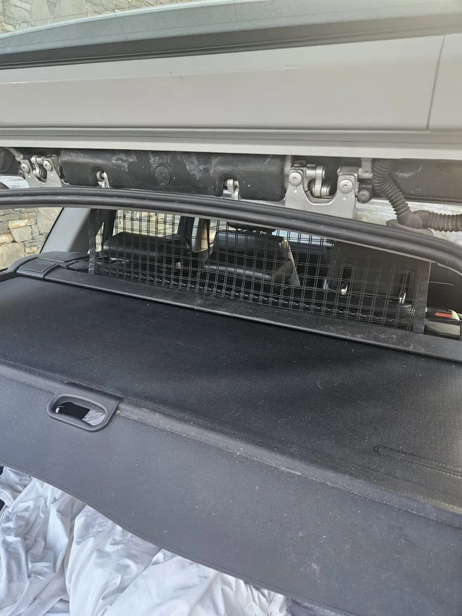 Back shelf + roof bars for BMW 3 series touring 07 - Image 2